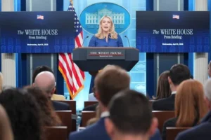 CNN Gains White House Access After Judge Orders Reinstatement
