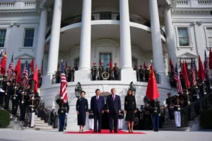 Trump Hosts Xi Jinping at Lavish White House Ceremony
