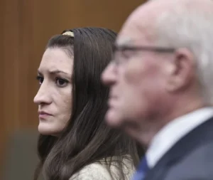 Defense Lawyer Demands Juror's Phone Records in Murder Trial