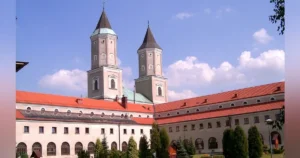 Ukrainian Man Stabs Priest and Four Others in Polish Abbey