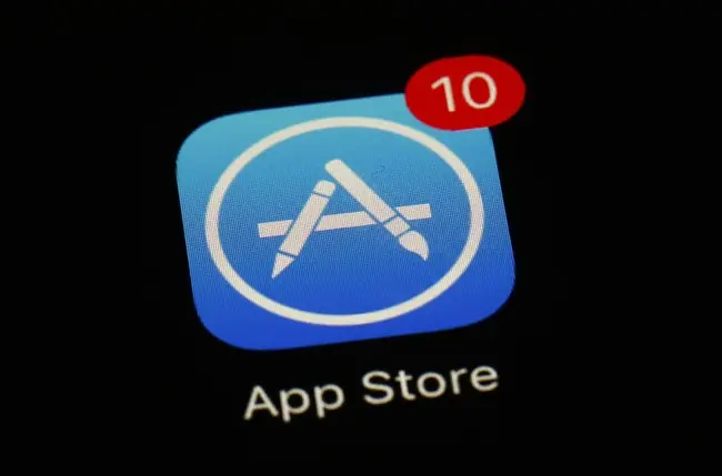 The image shows the App Store icon with a notification badge indicating 10 updates or new items.
